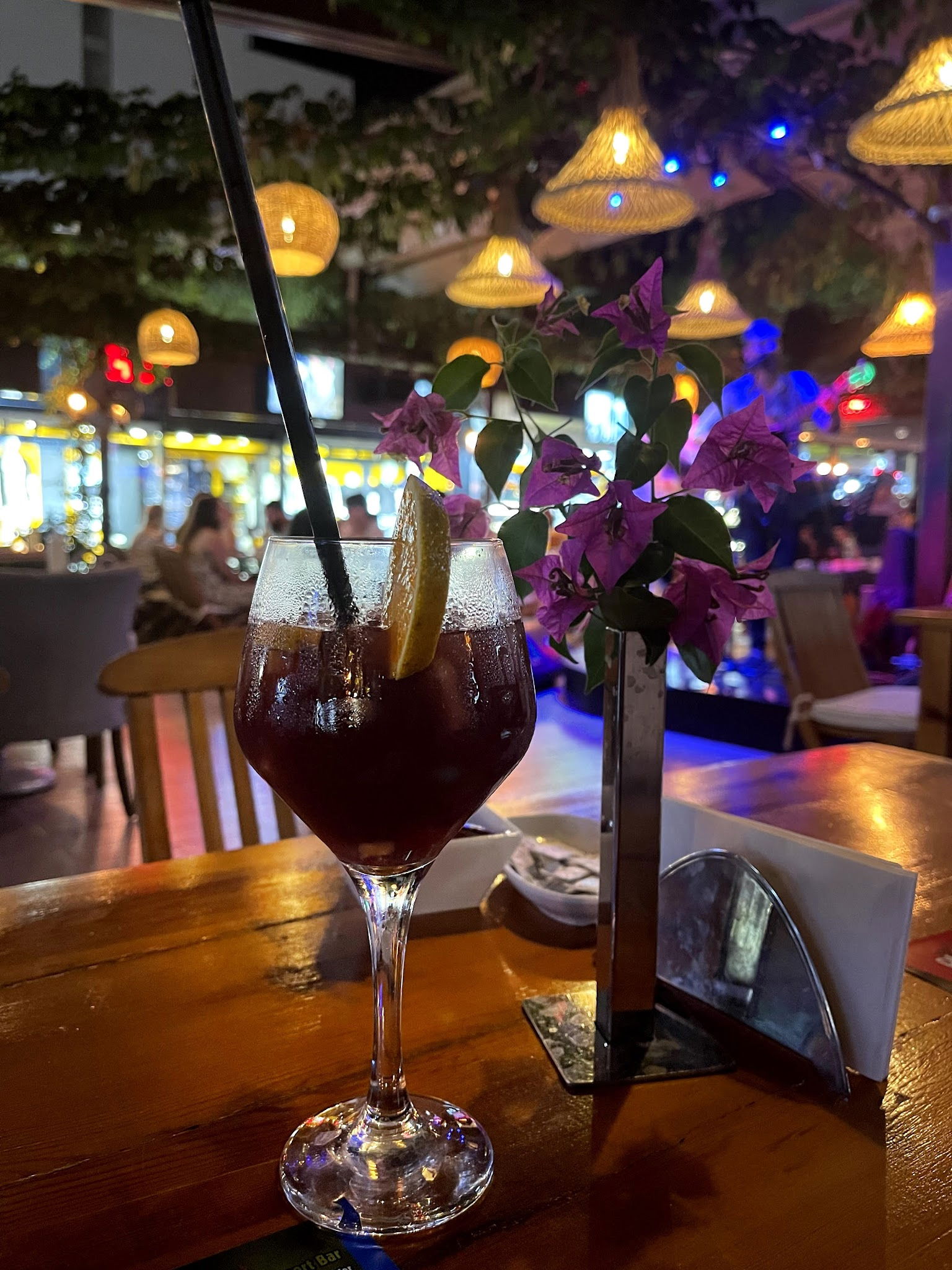 Planet Yucca Live "Entertainment & Dining"