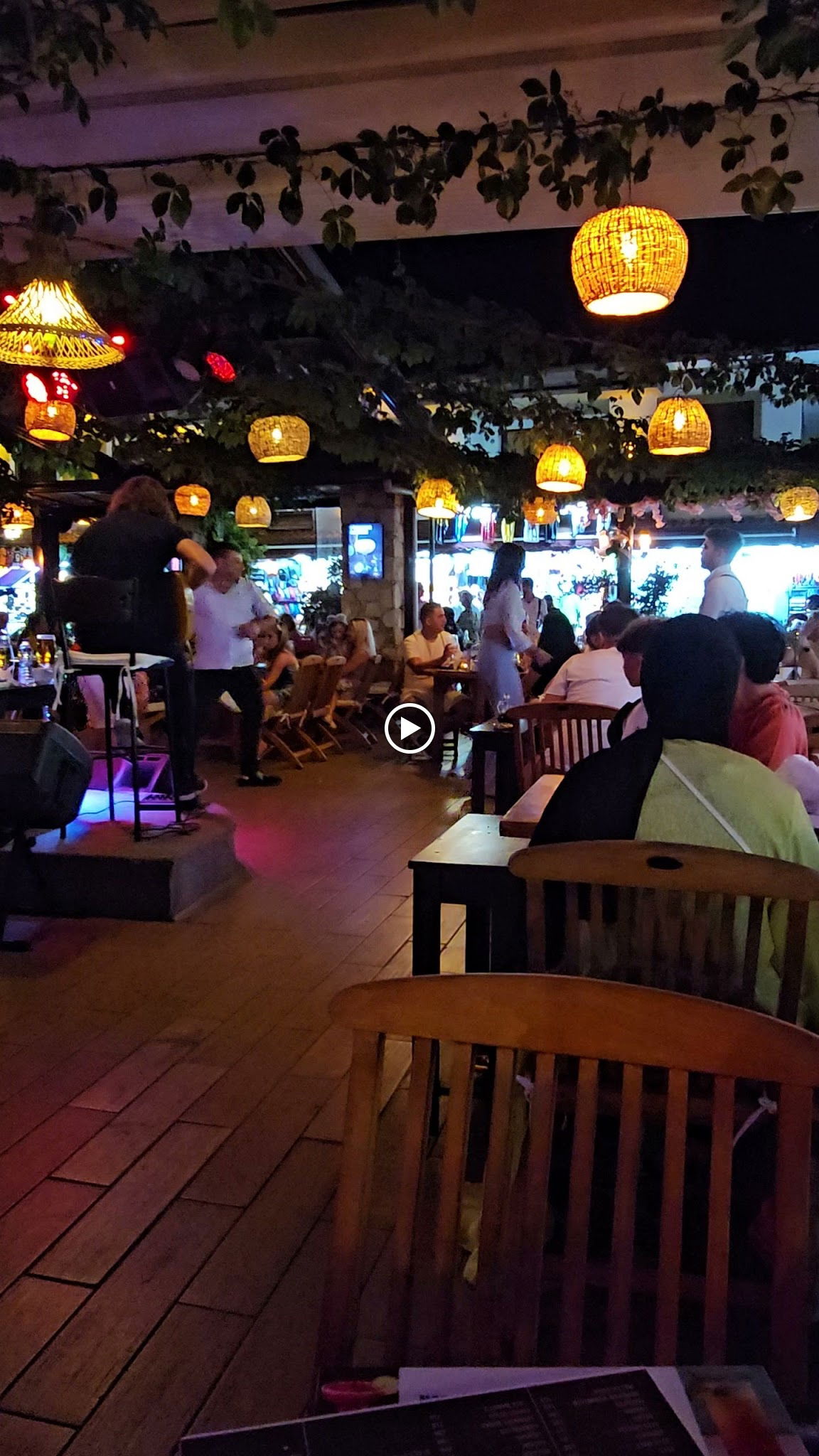 Planet Yucca Live "Entertainment & Dining"