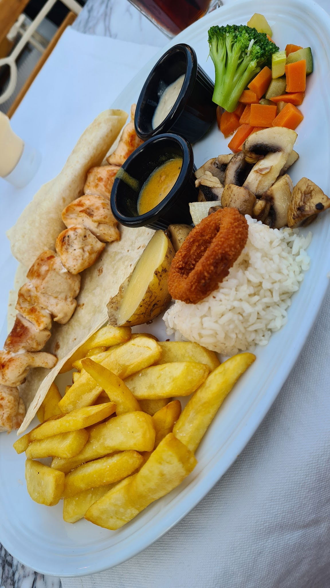 Planet Yucca Live "Entertainment & Dining"