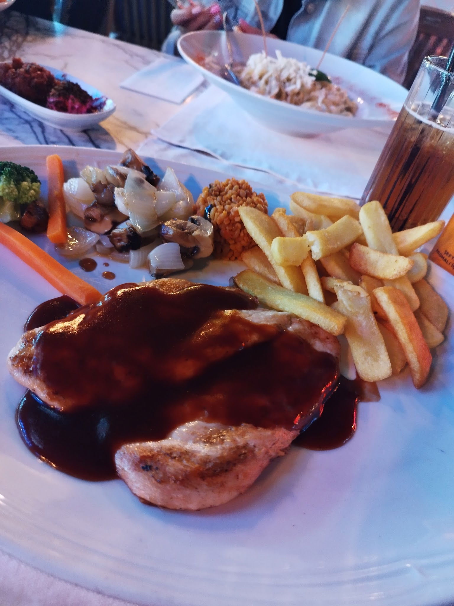 Planet Yucca Live "Entertainment & Dining"