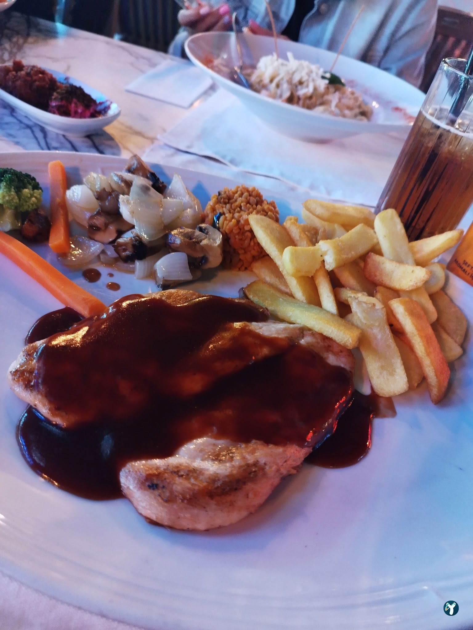 Planet Yucca Live "Entertainment & Dining"