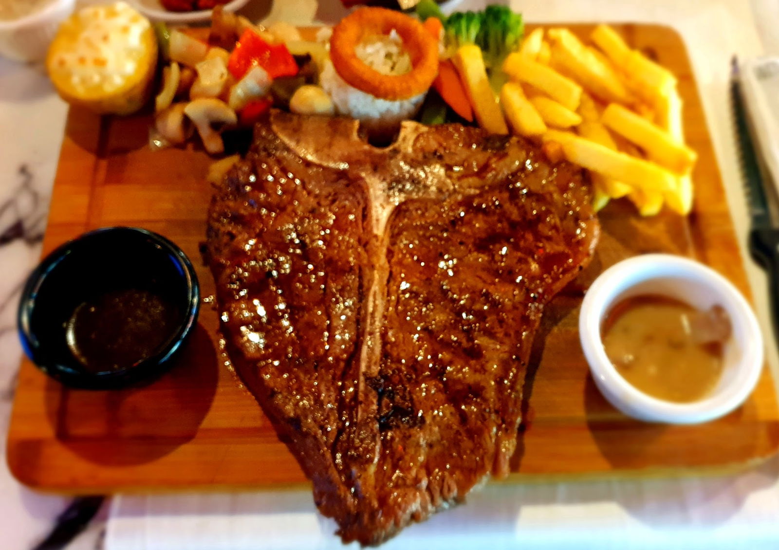 Planet Yucca Live "Entertainment & Dining"