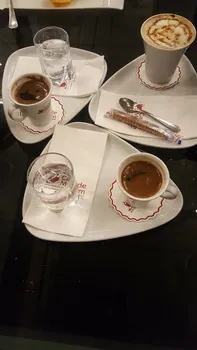 Meram Street Café resimleri Meram Street Café resimleri
