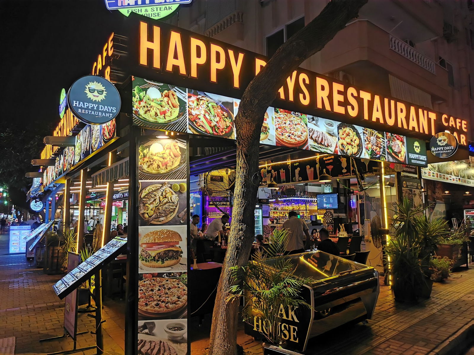 Happy Days Restaurant