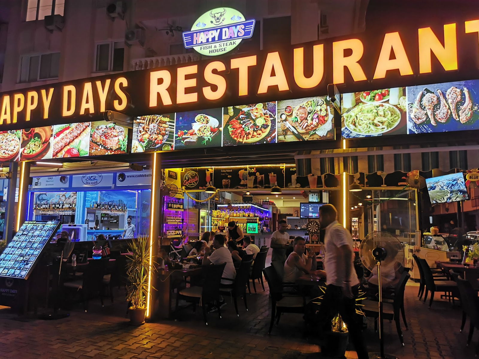 Happy Days Restaurant