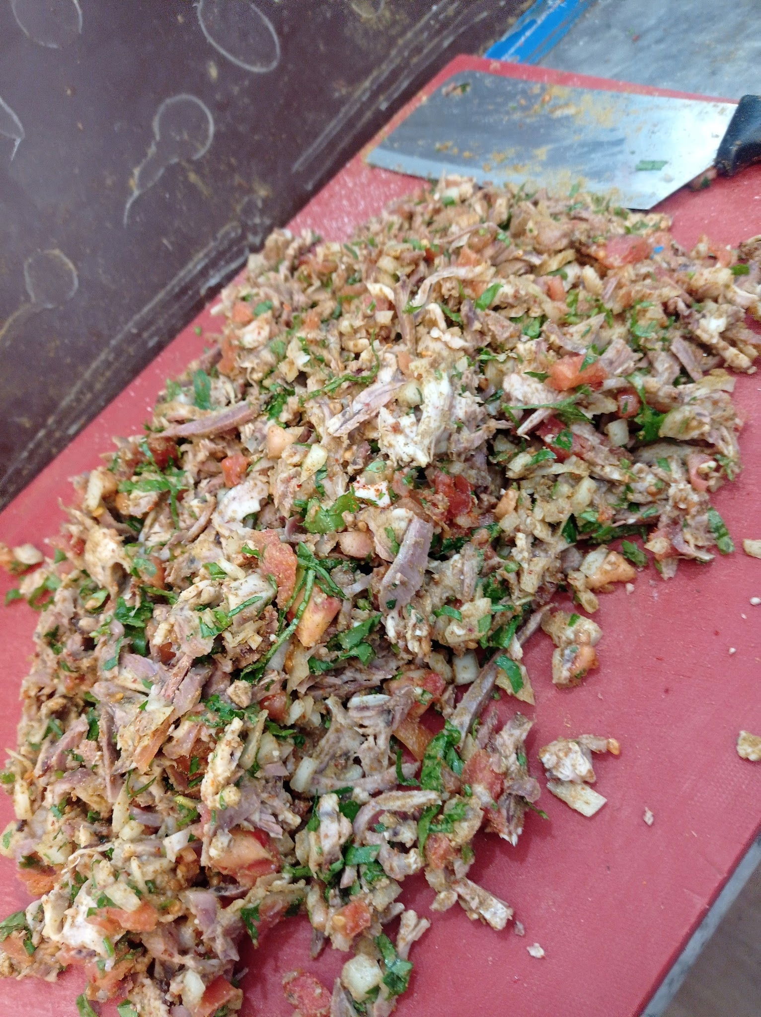 Bölge Söğüş,Tost, Çi̇ğköfte