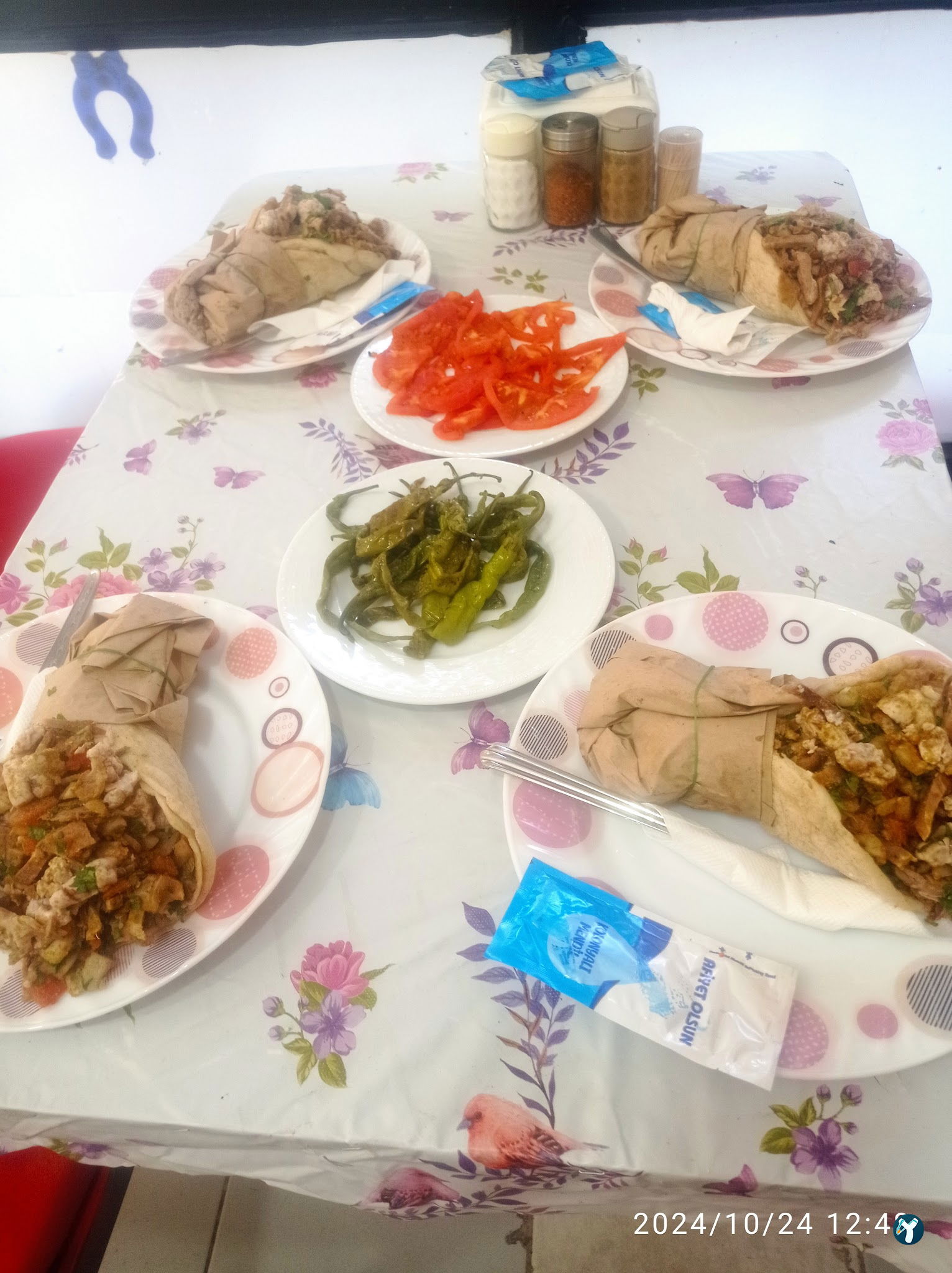 Bölge Söğüş,Tost, Çi̇ğköfte