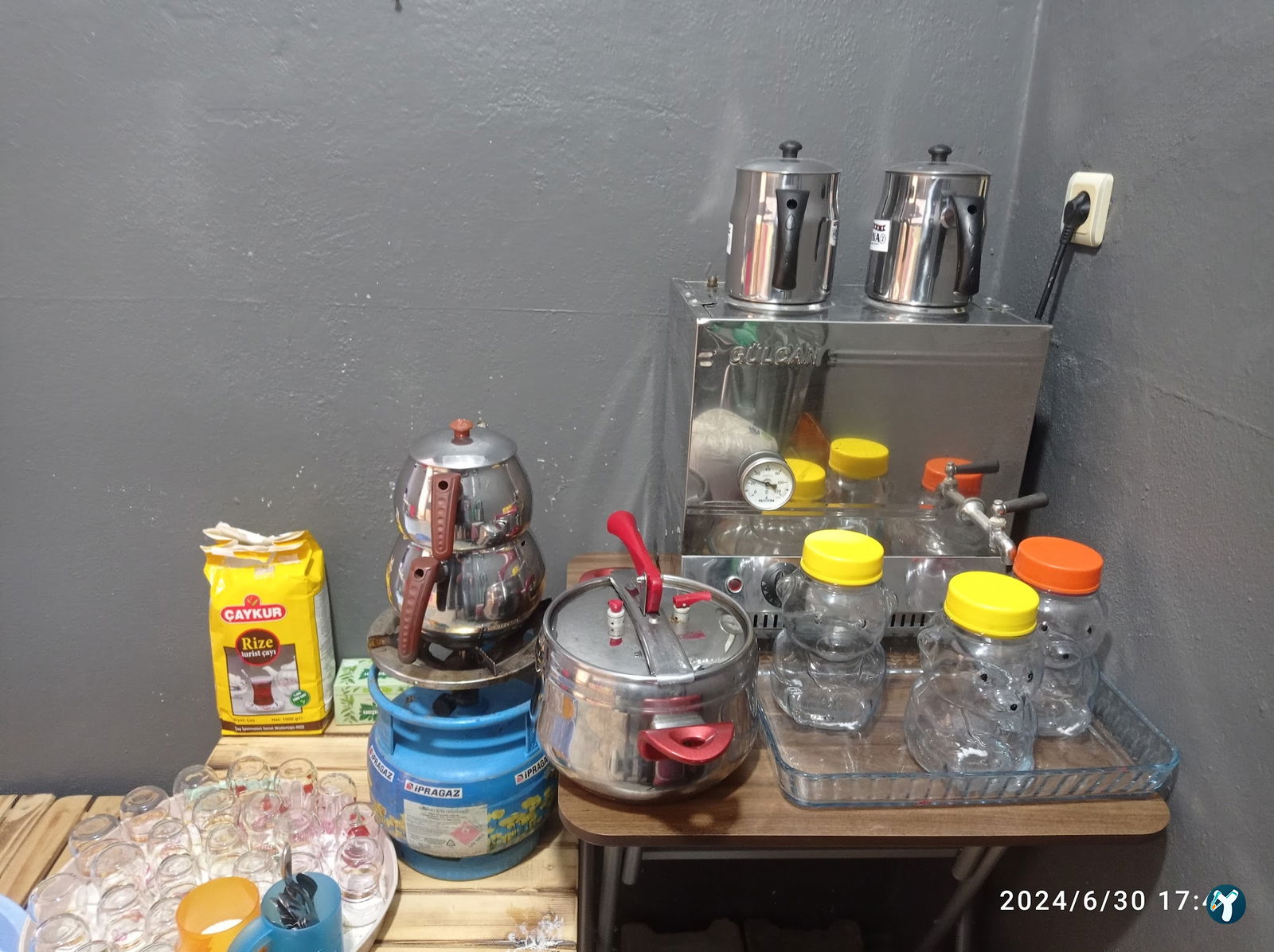 Bölge Söğüş,Tost, Çi̇ğköfte