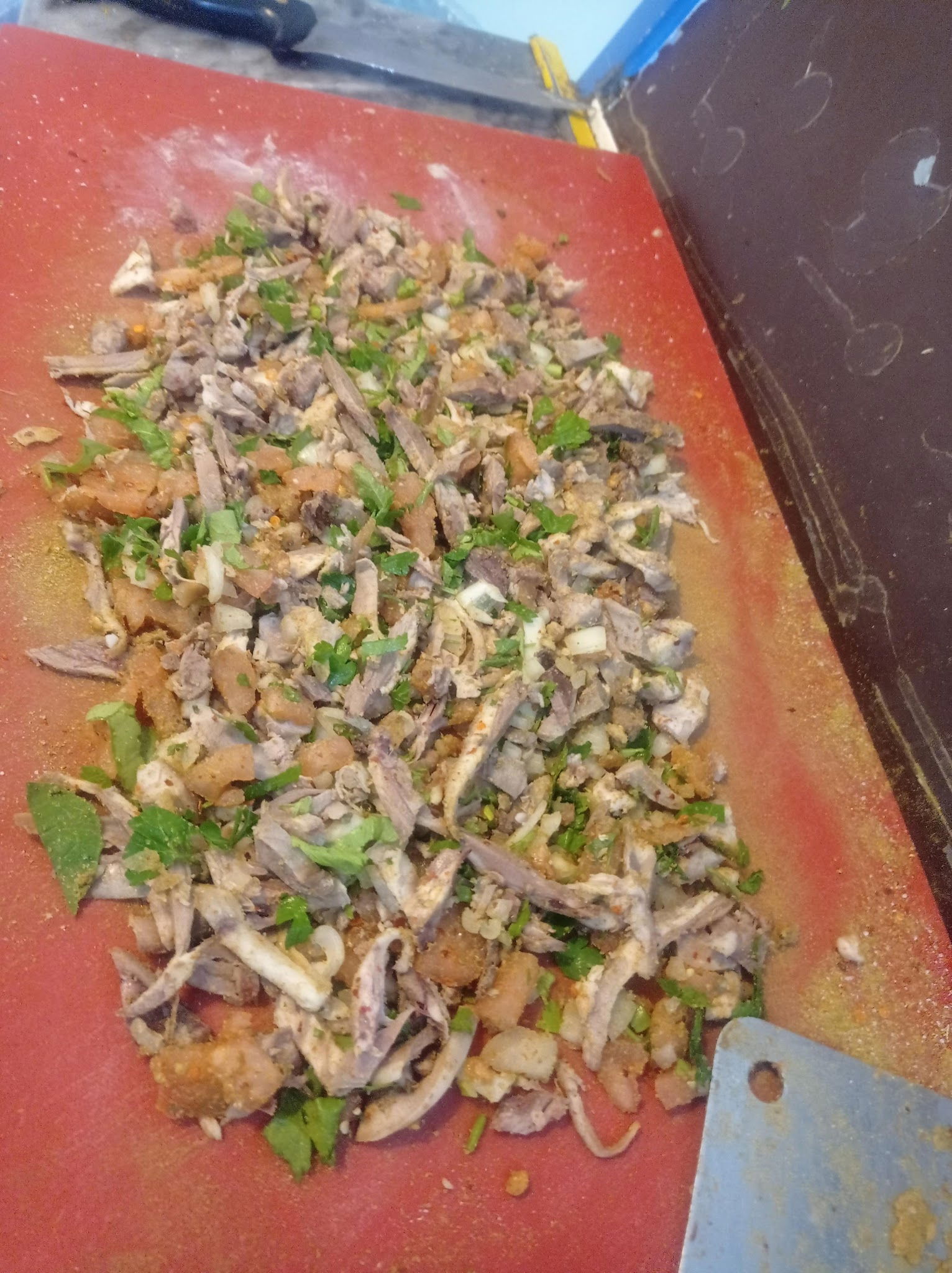 Bölge Söğüş,Tost, Çi̇ğköfte