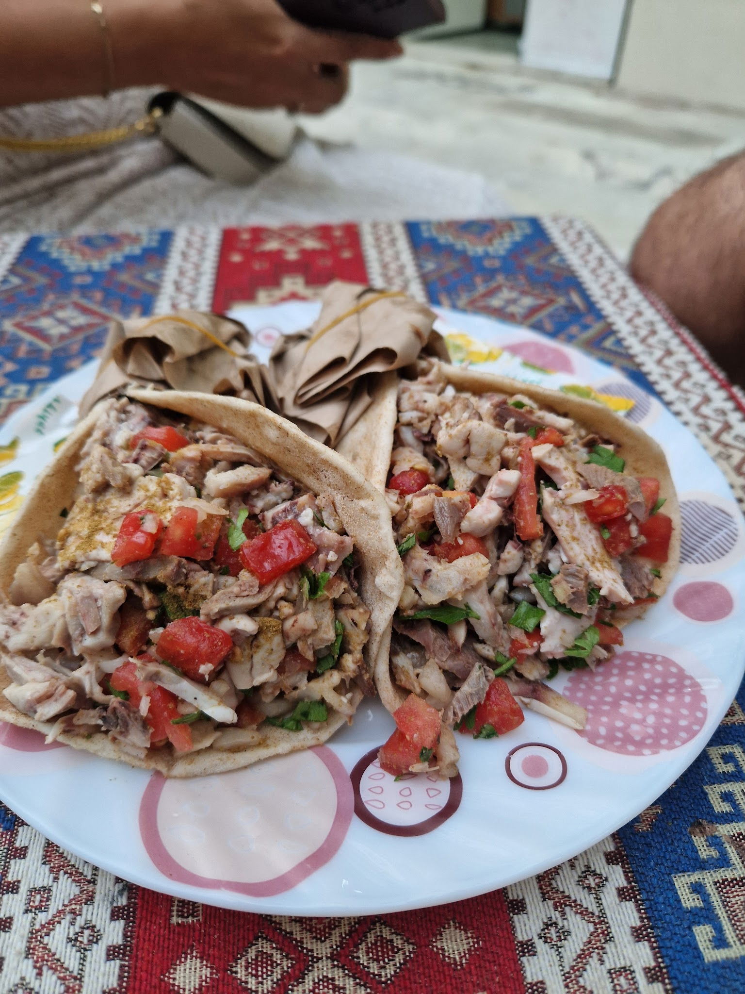 Bölge Söğüş,Tost, Çi̇ğköfte