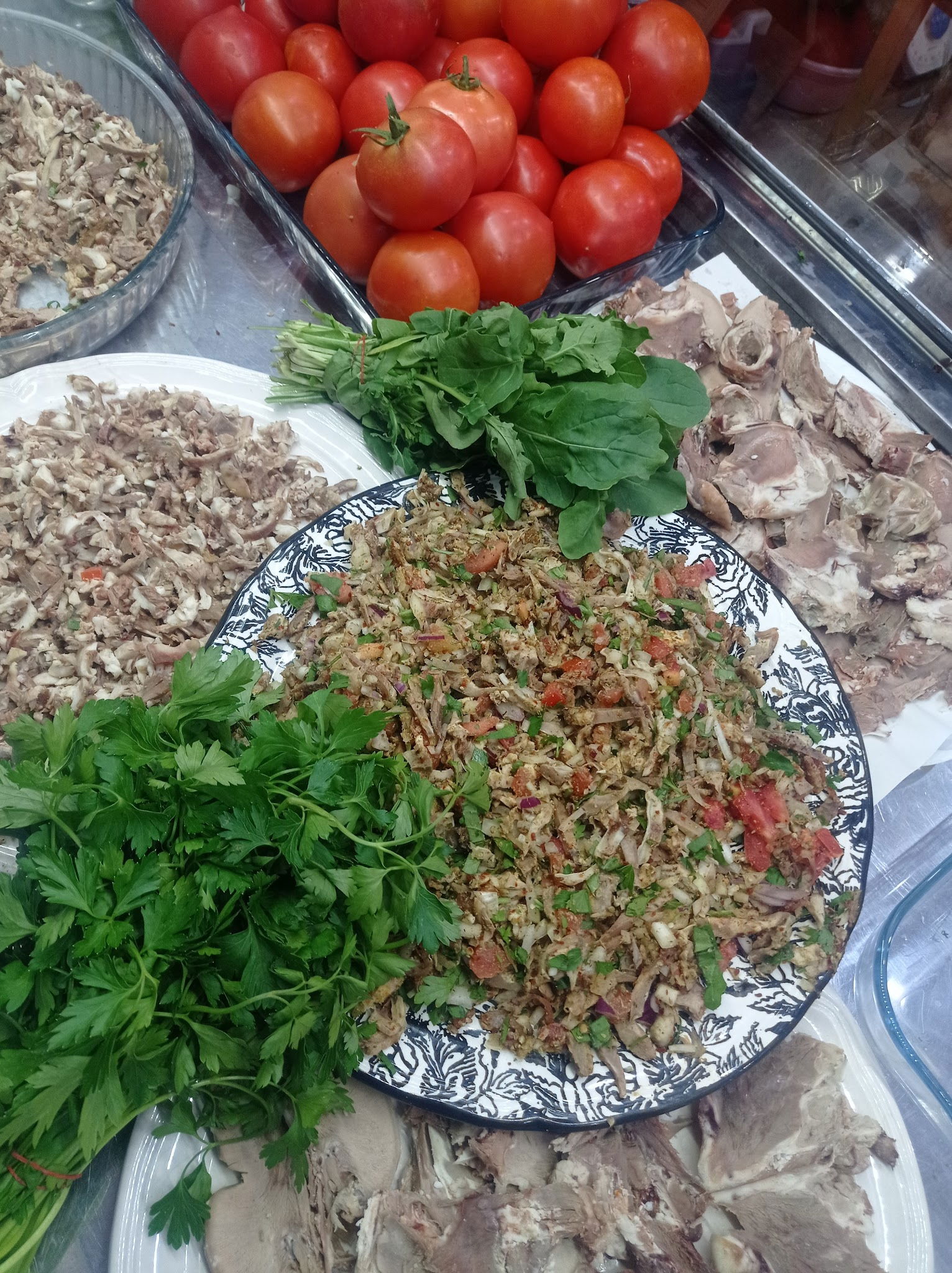 Bölge Söğüş,Tost, Çi̇ğköfte