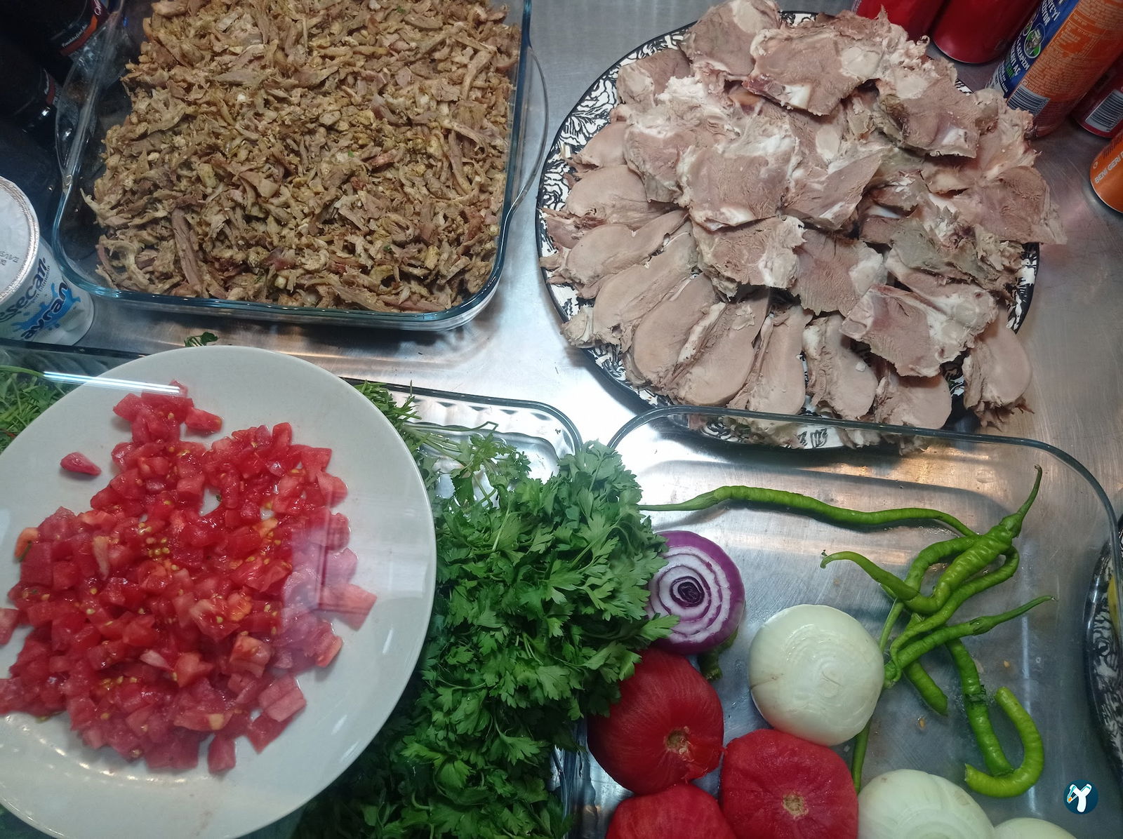 Bölge Söğüş,Tost, Çi̇ğköfte