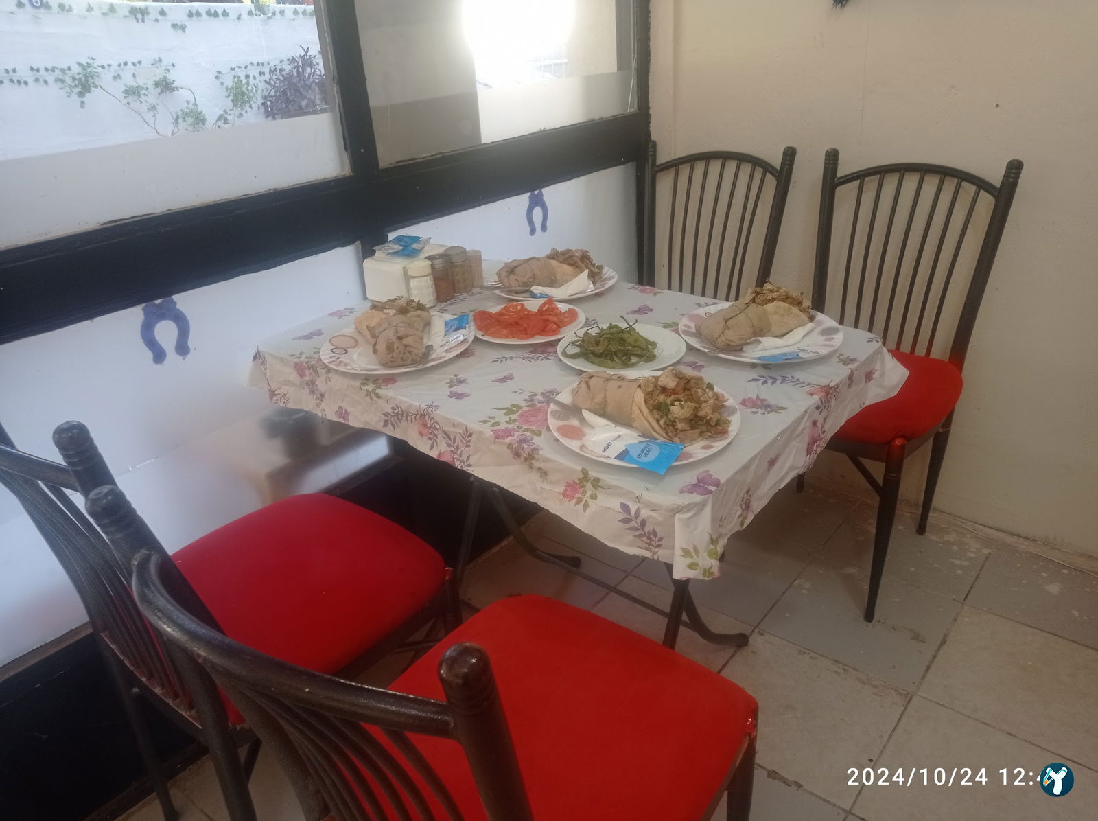 Bölge Söğüş,Tost, Çi̇ğköfte