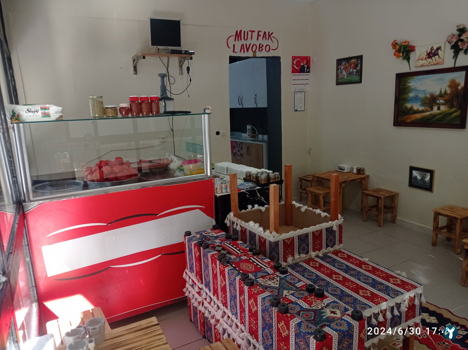 Bölge Söğüş,Tost, Çi̇ğköfte