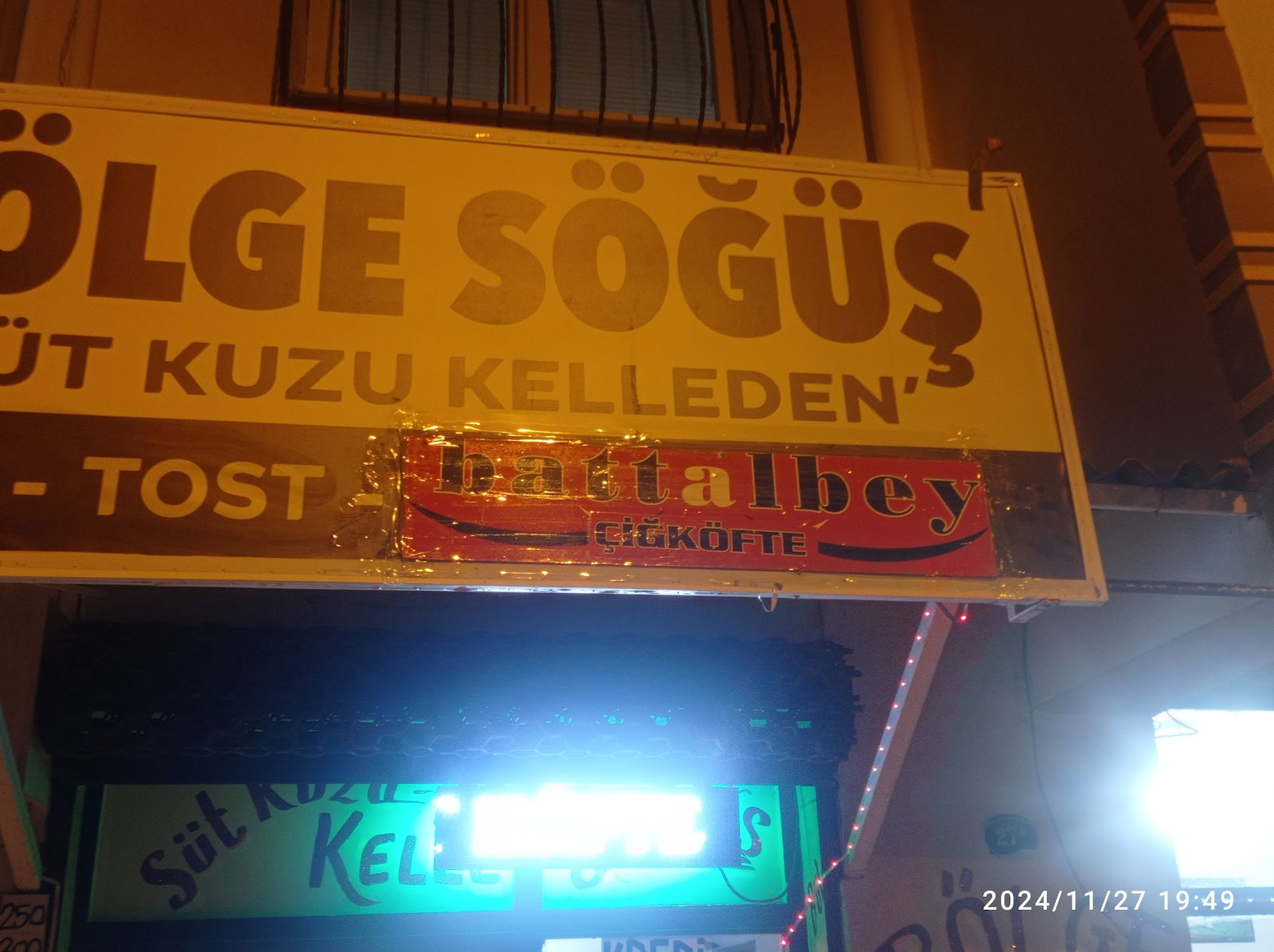 Bölge Söğüş,Tost, Çi̇ğköfte