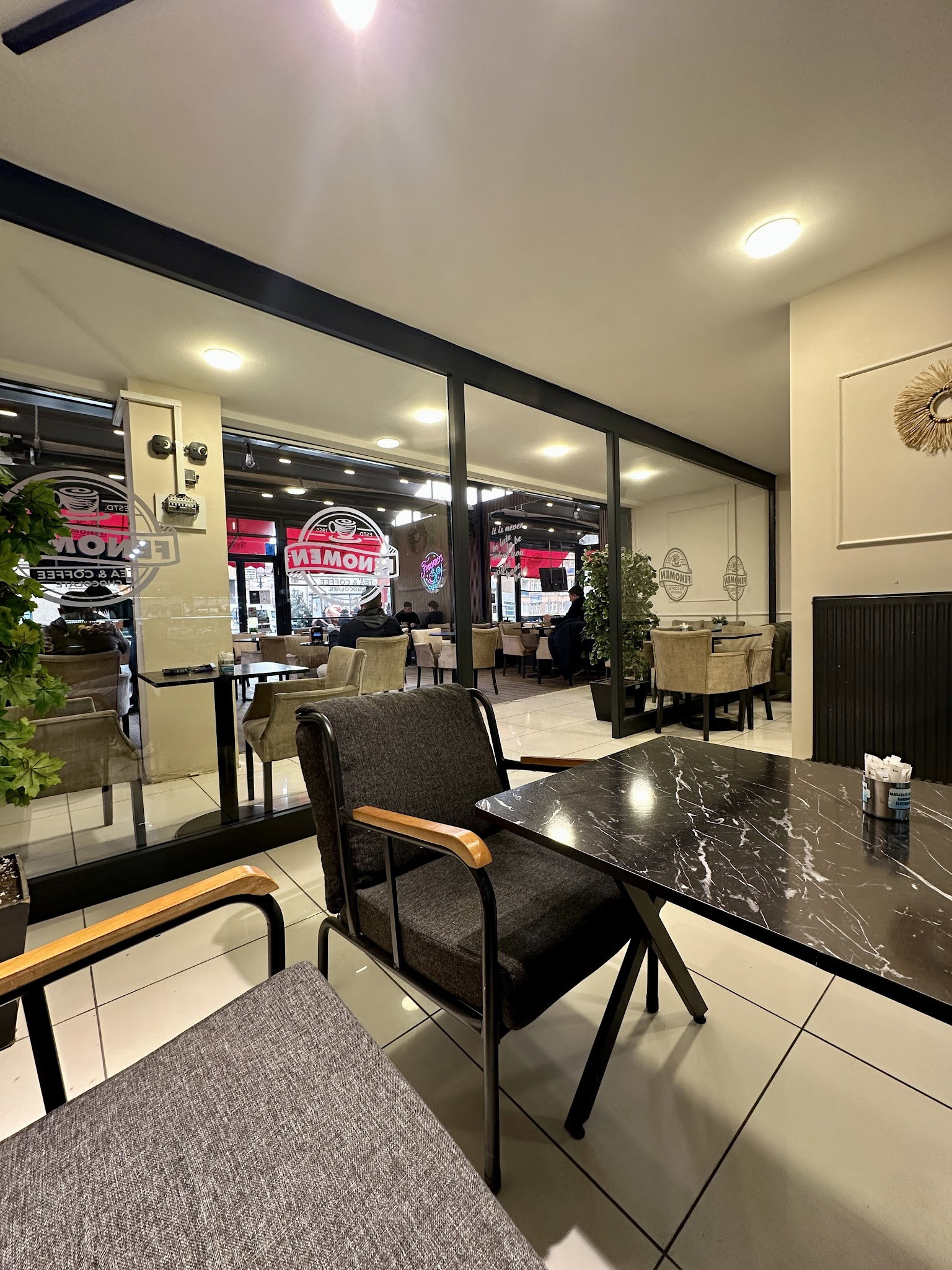 Fenomen Cafe Bistro