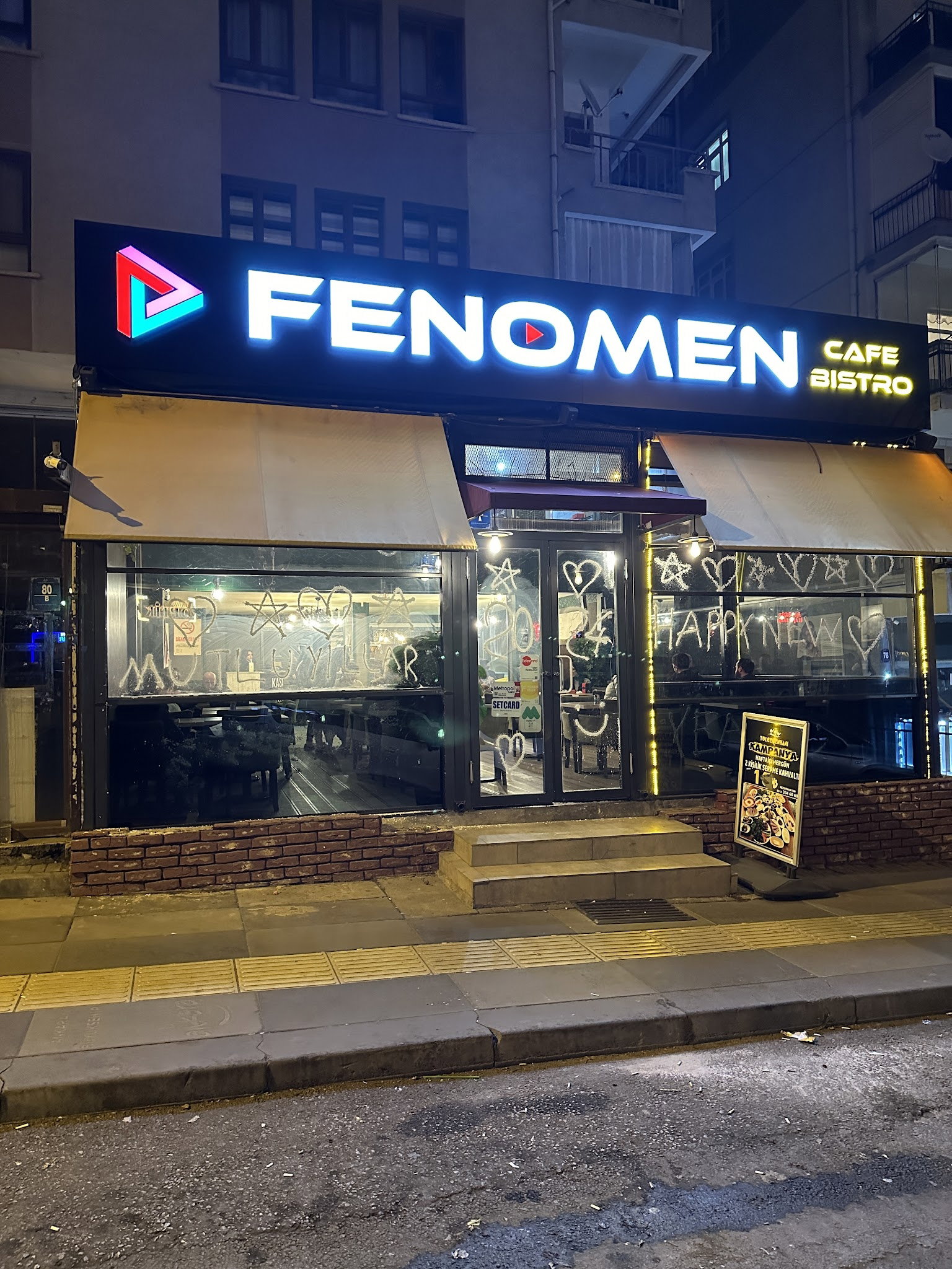 Fenomen Cafe Bistro