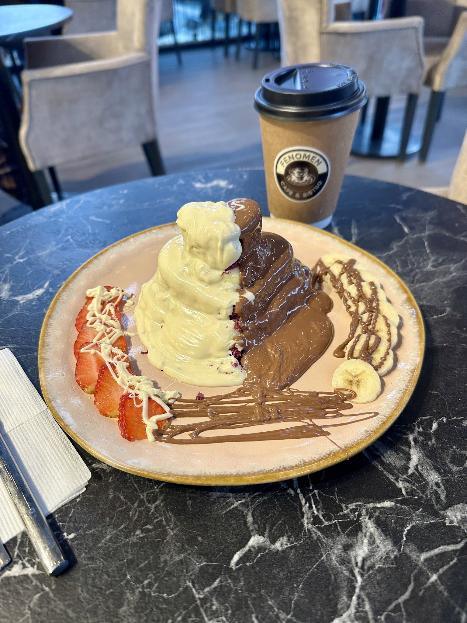 Fenomen Cafe Bistro