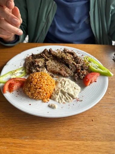 Vedat İşkembe Salonu