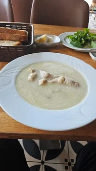 Vedat İşkembe Salonu resimleri