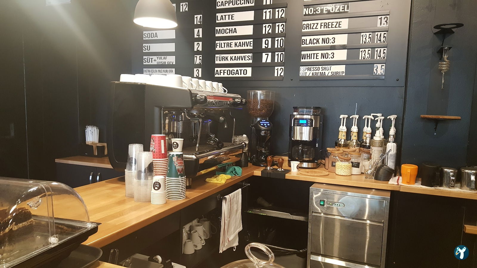 No 3 Coffee Shop