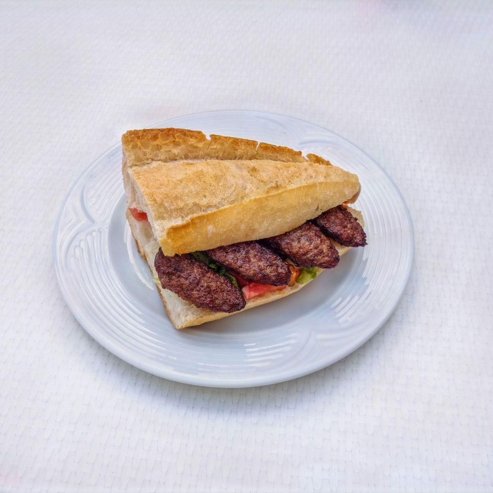 Yarım Ekmek Arası Köfte Menü