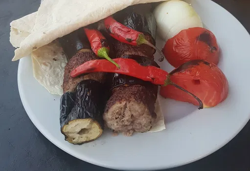 Fazilet Kasap resimleri