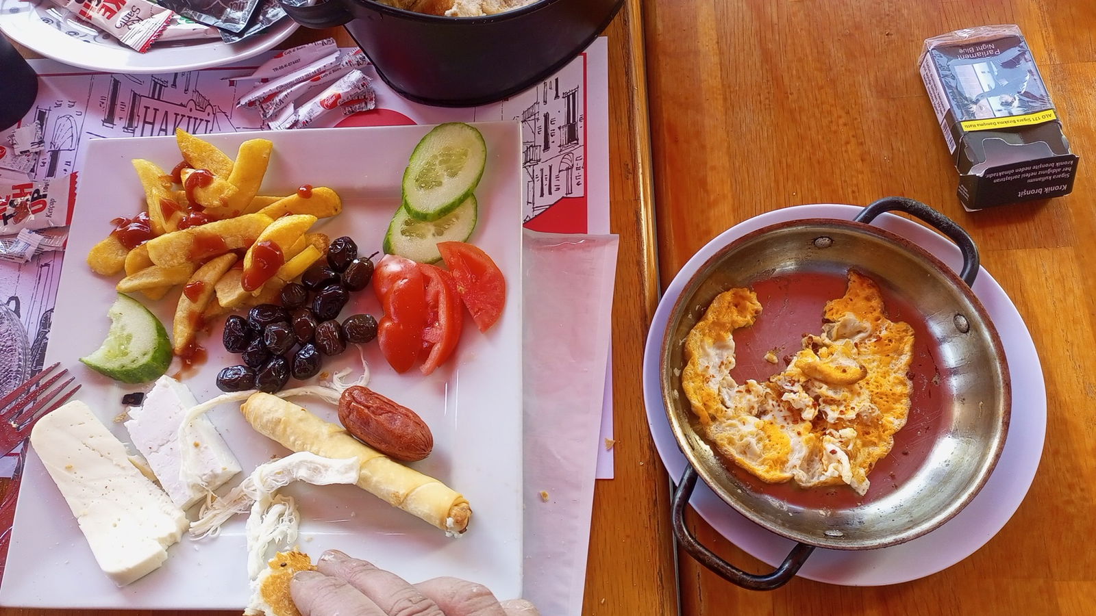 Simit Center Cafe Bistro