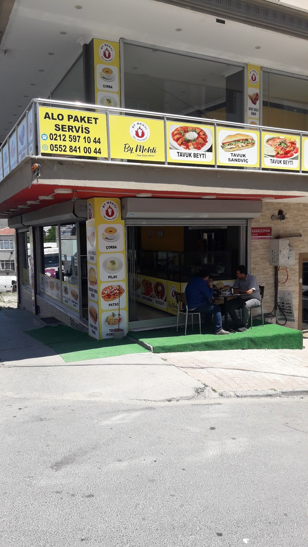 By Mehti̇