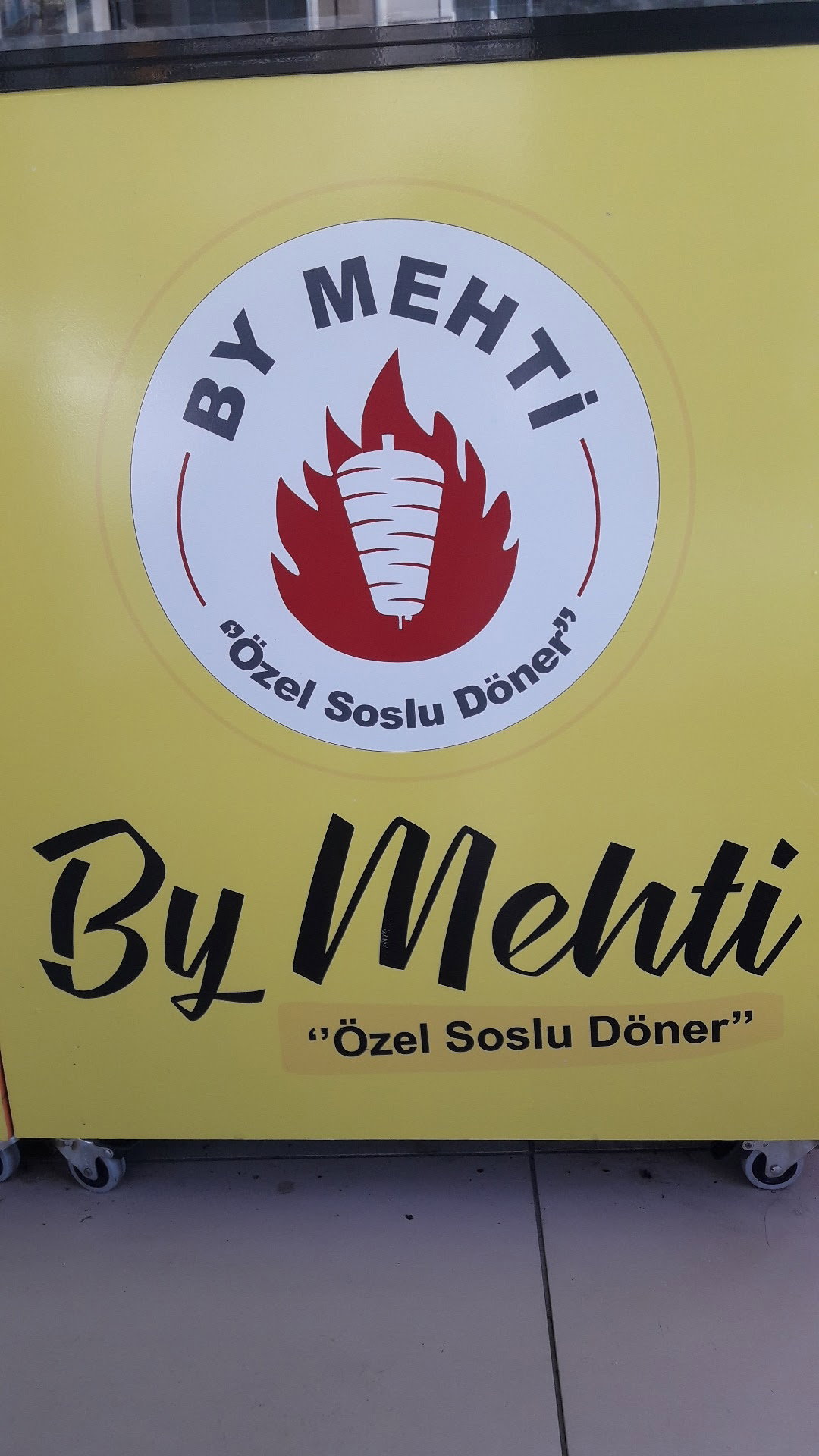 By Mehti̇