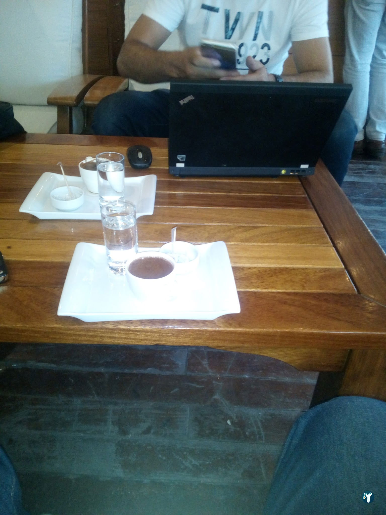 Patron Cafe & Lounge