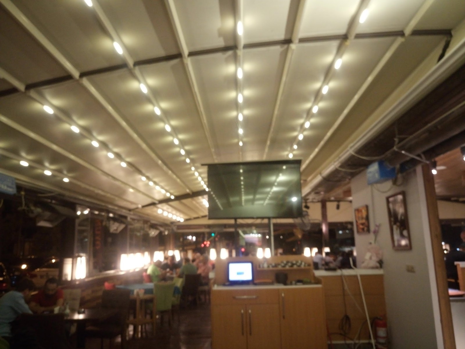 Patron Cafe & Lounge