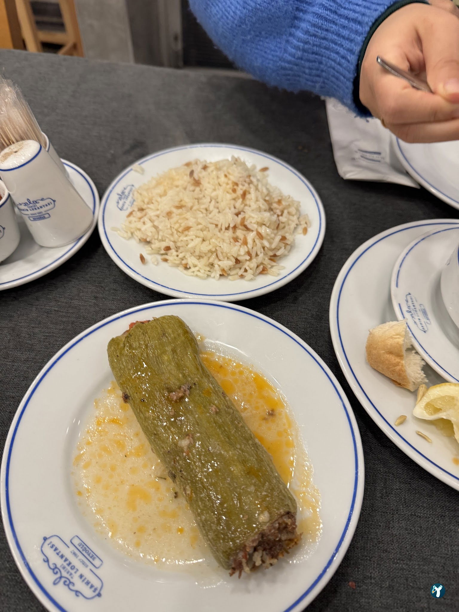 Tarihi Şahin Lokantası