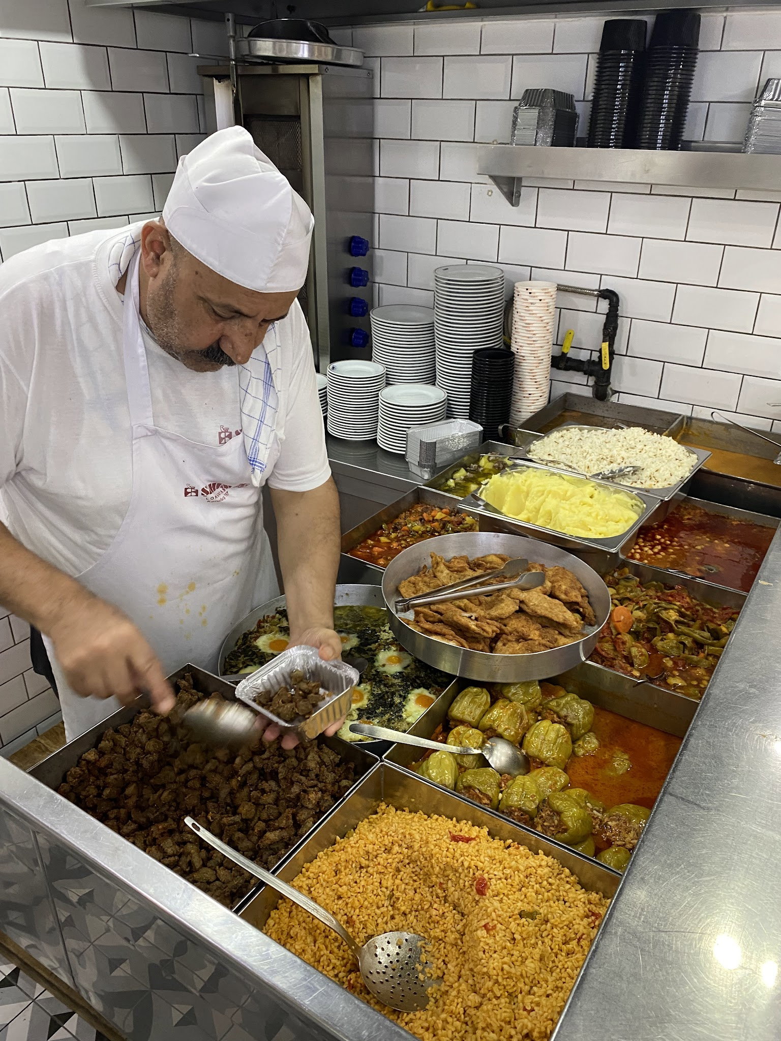 Tarihi Şahin Lokantası