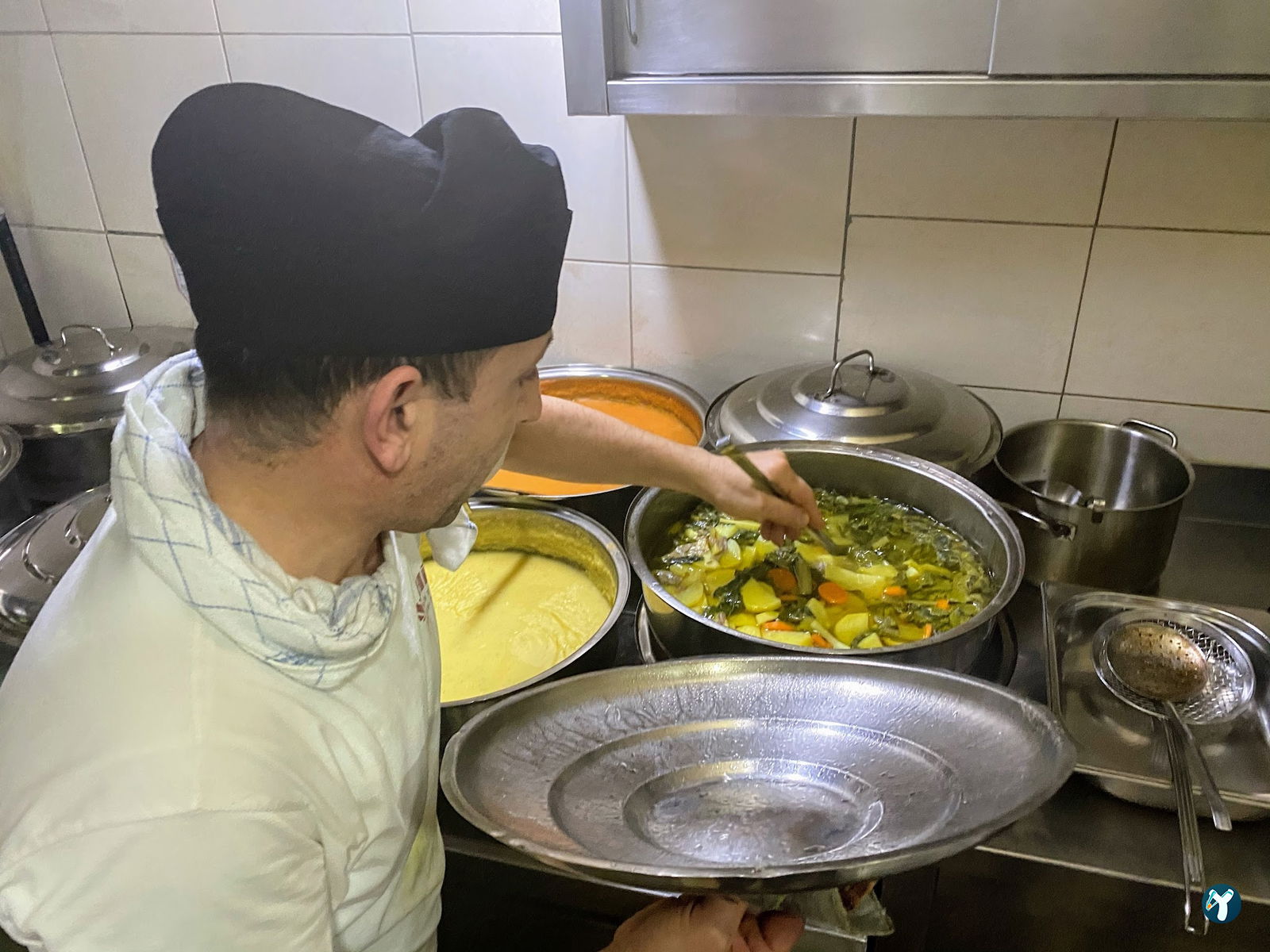 Tarihi Şahin Lokantası
