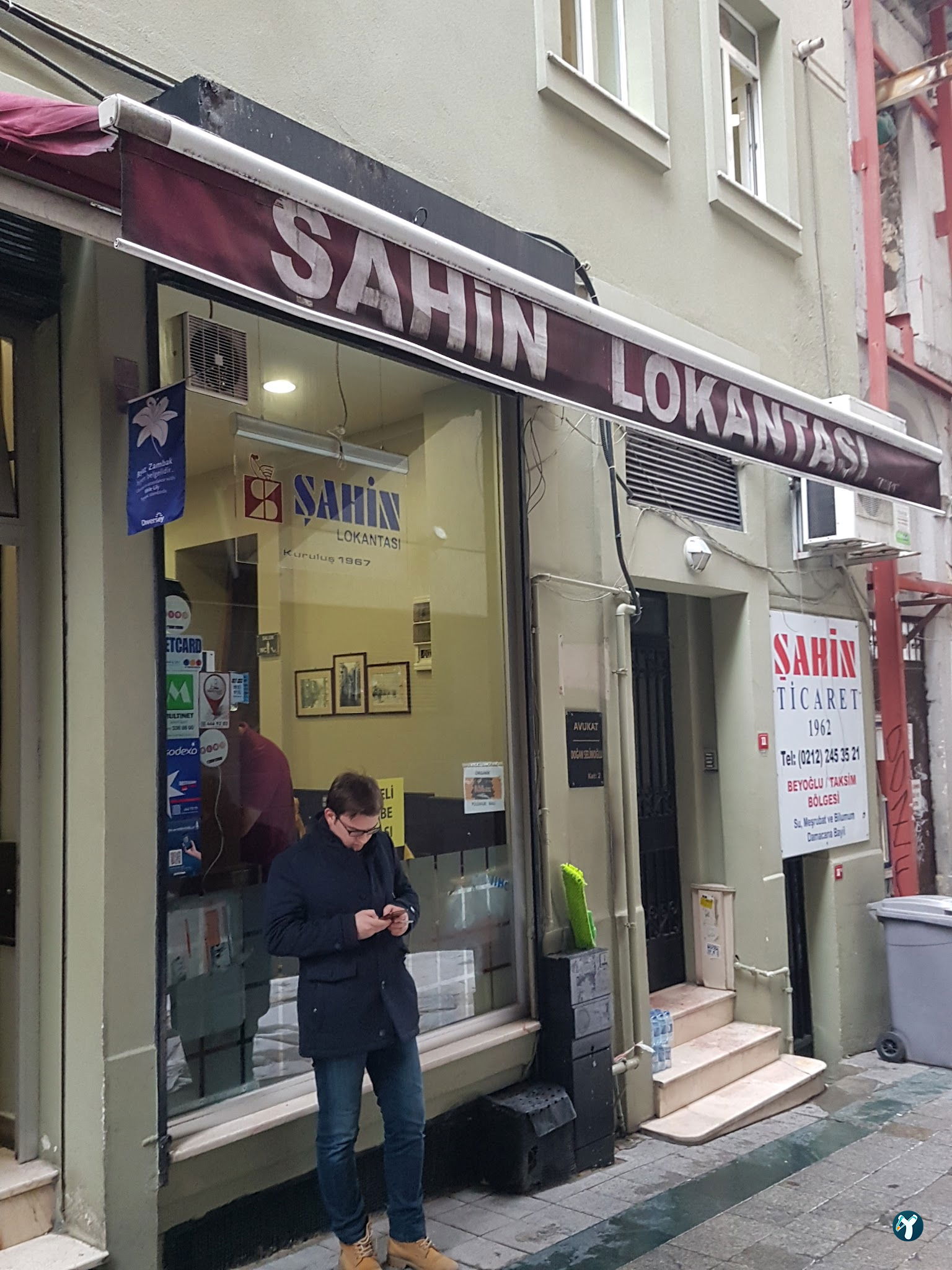 Tarihi Şahin Lokantası