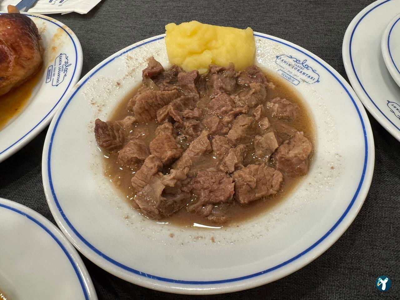 Tarihi Şahin Lokantası
