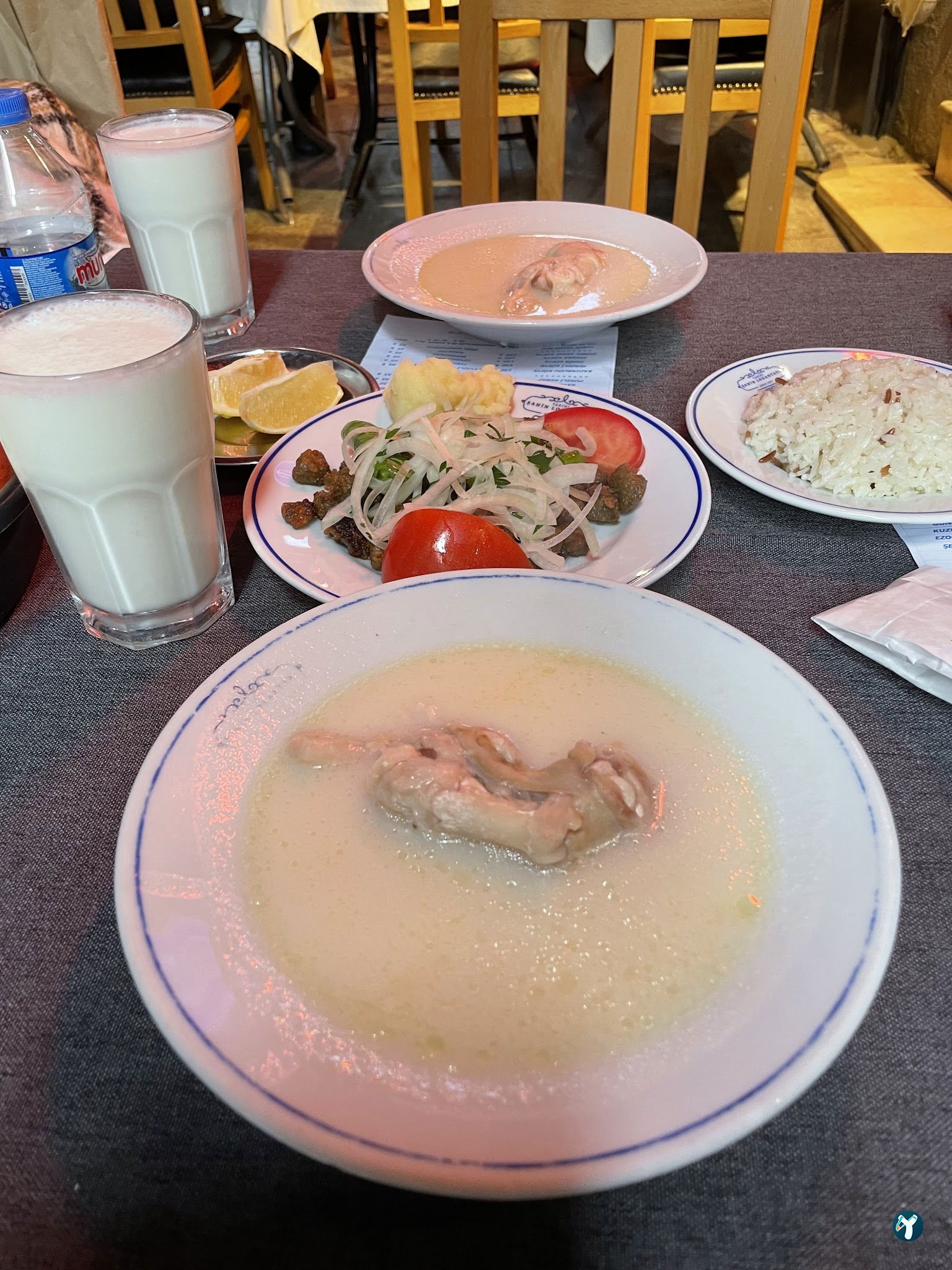 Tarihi Şahin Lokantası