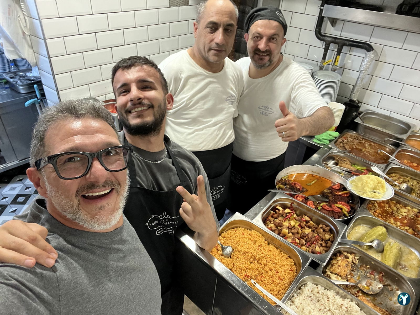 Tarihi Şahin Lokantası