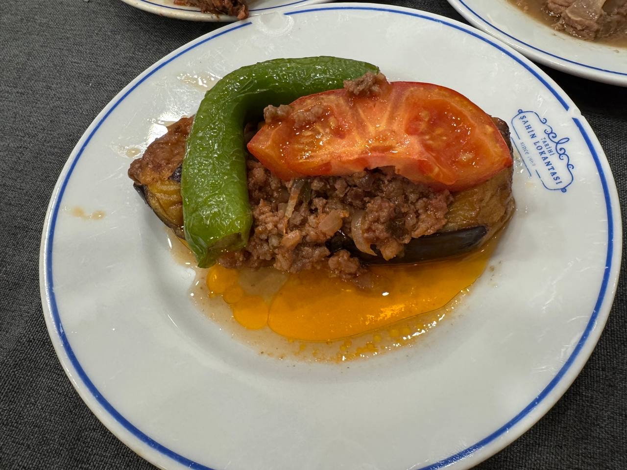 Tarihi Şahin Lokantası