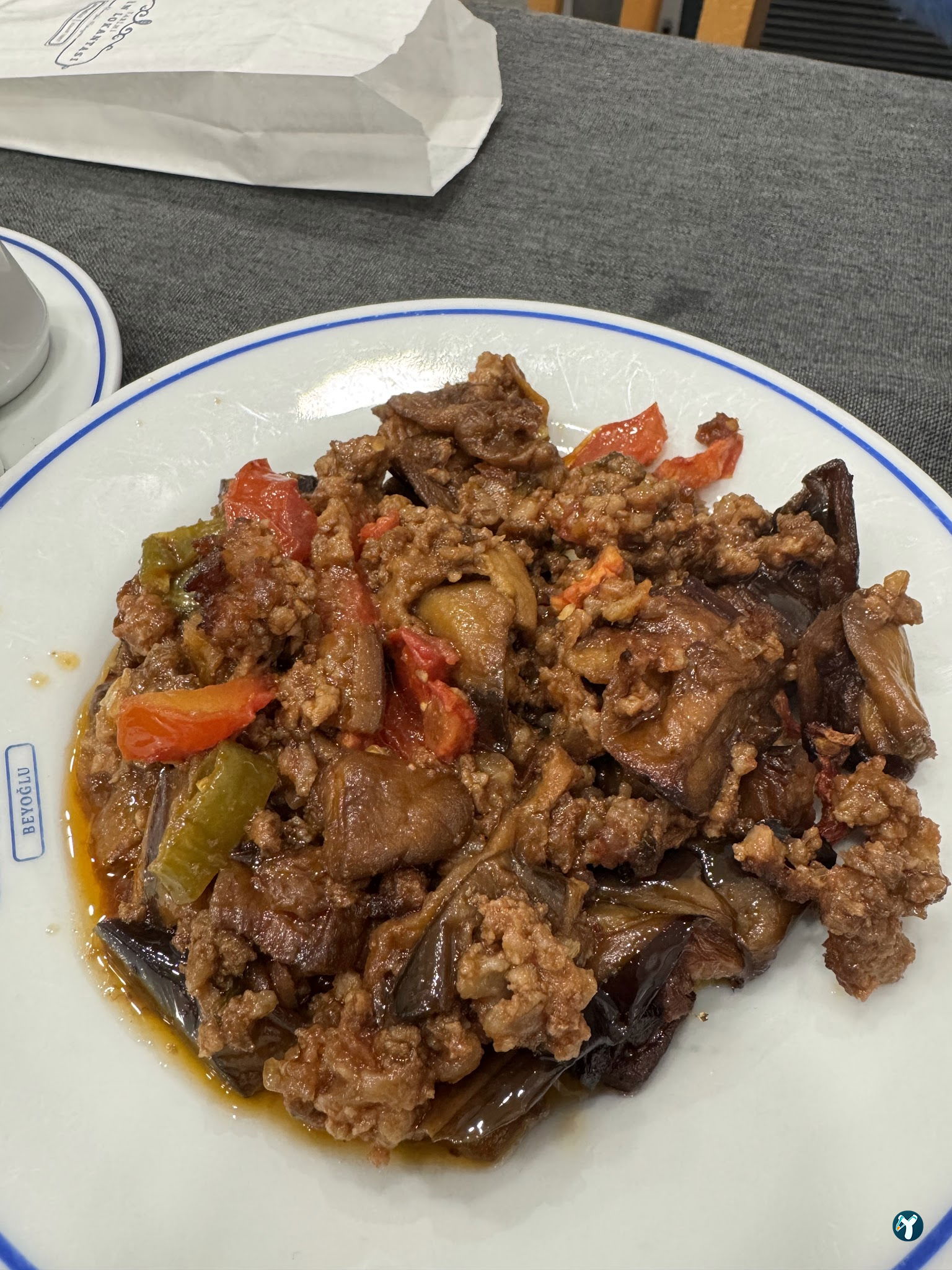 Tarihi Şahin Lokantası
