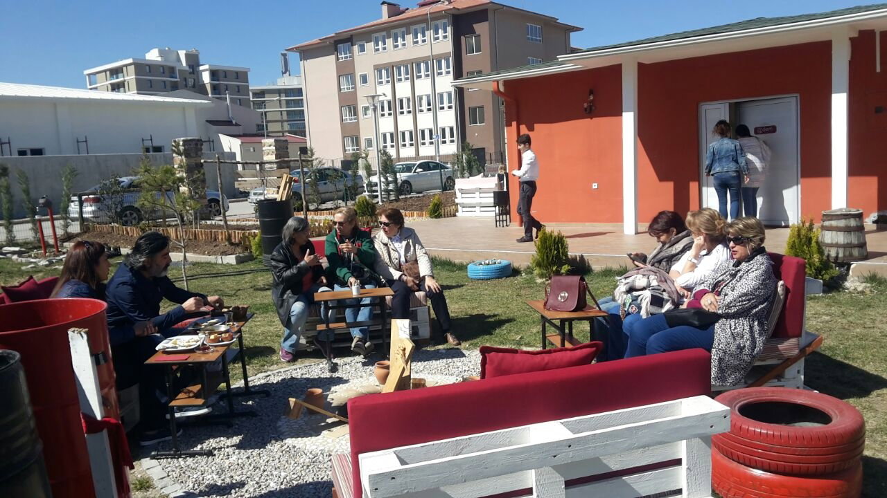 Adem Cafe Bistro