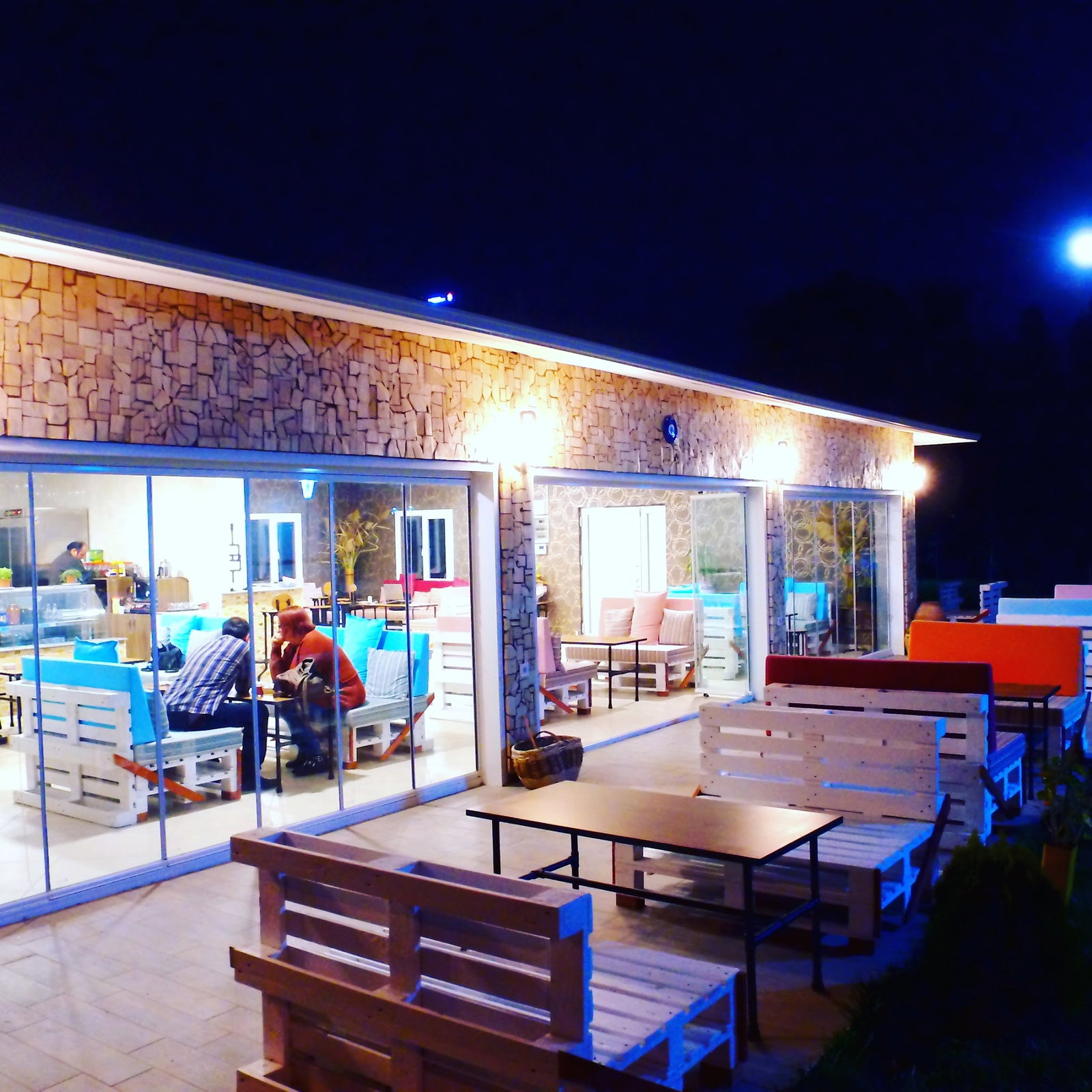 Adem Cafe Bistro