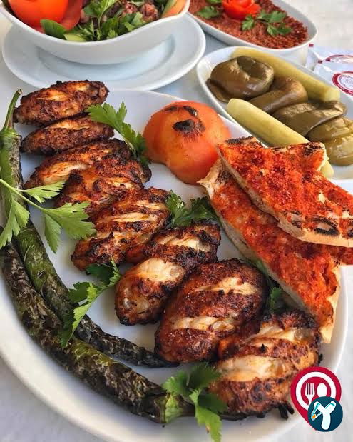 Kadir Usta Kebap&Döner Salonu