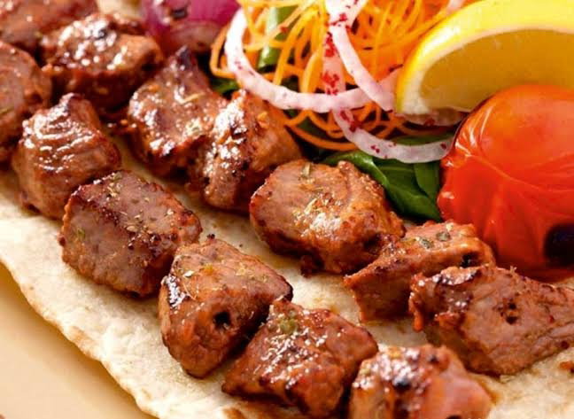 Kadir Usta Kebap&Döner Salonu