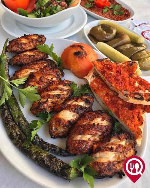 Kadir Usta Kebap&Döner Salonu