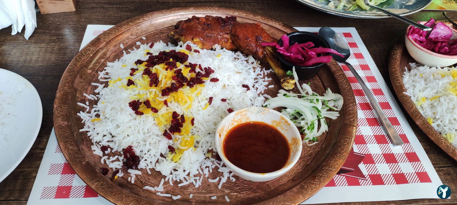Tasty Land (Masihanim Restaurant رستوران ایرانی مسی خانم )
