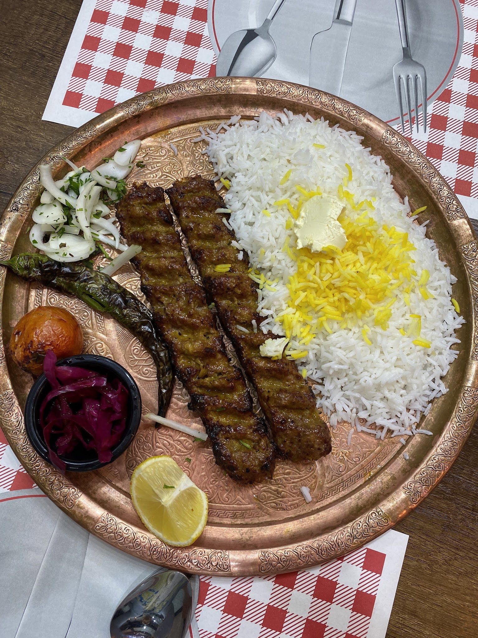 Tasty Land (Masihanim Restaurant رستوران ایرانی مسی خانم )