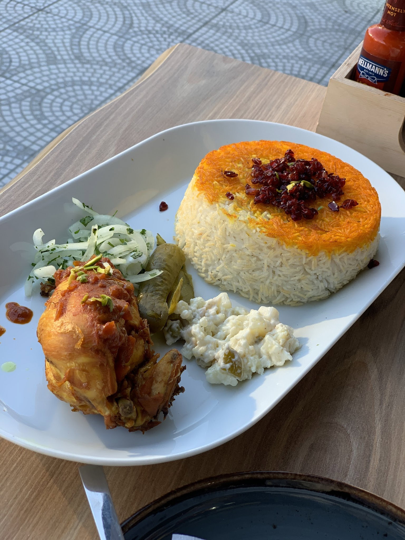 Tasty Land (Masihanim Restaurant رستوران ایرانی مسی خانم )