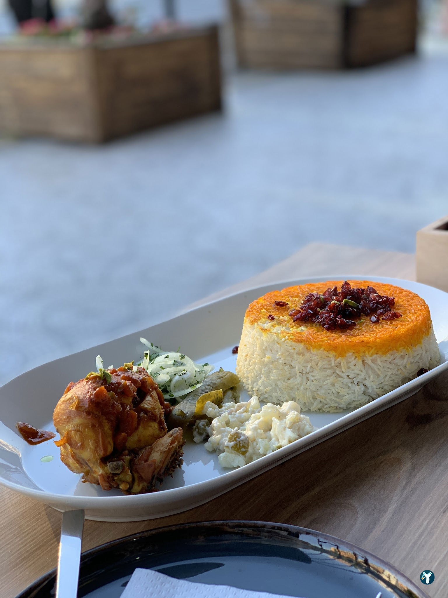 Tasty Land (Masihanim Restaurant رستوران ایرانی مسی خانم )